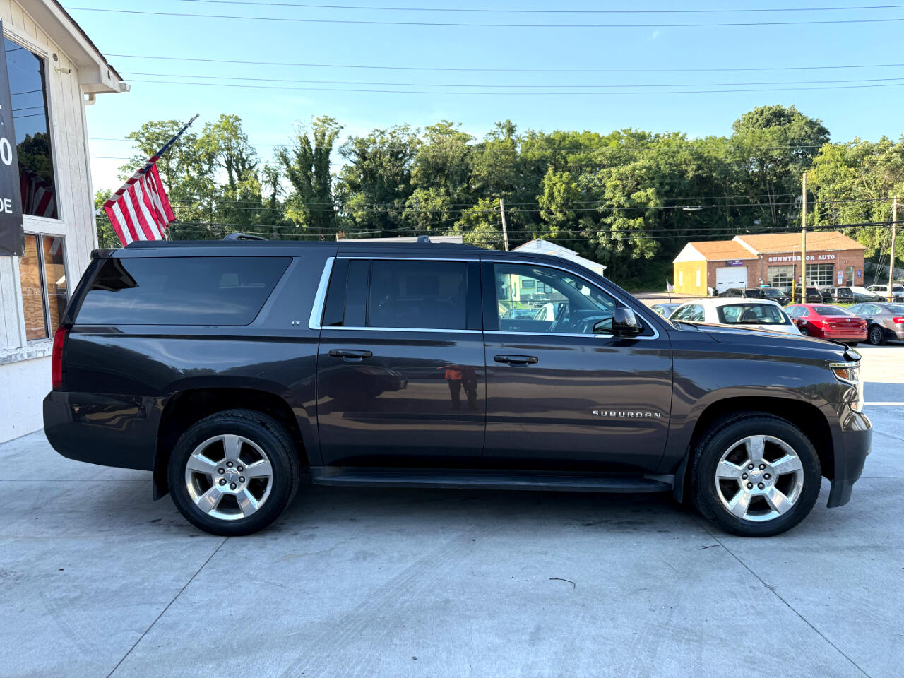 Chevrolet Suburban LT 4WD 2016 Chevrolet Suburban LT 4WD 2016