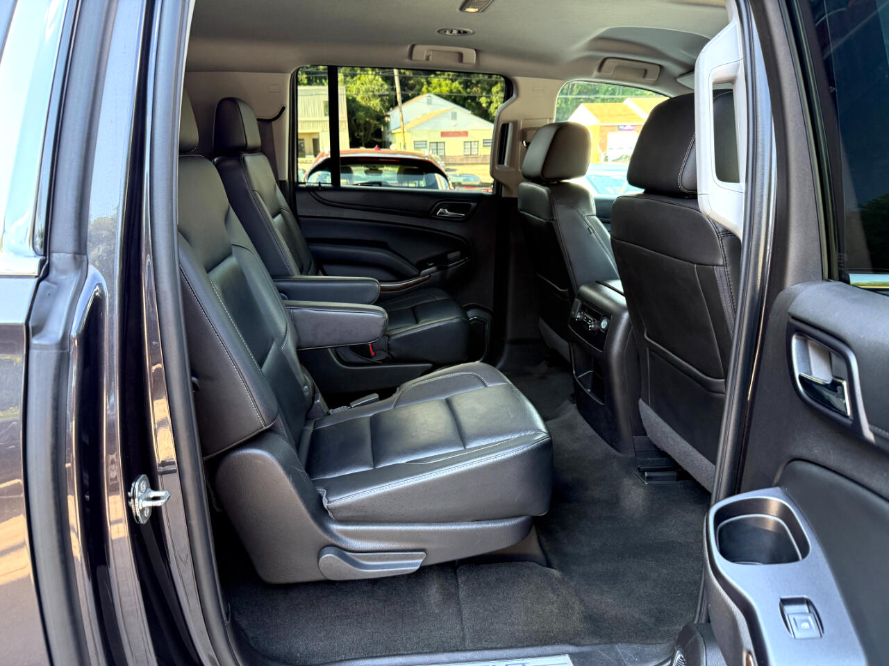 Chevrolet Suburban LT 4WD 2016 Chevrolet Suburban LT 4WD 2016