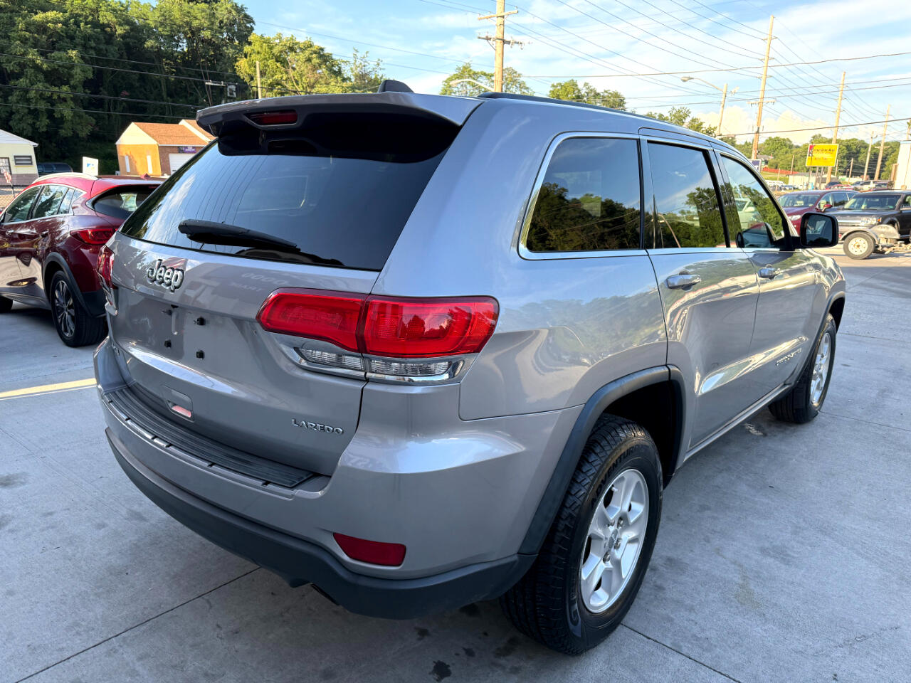 Jeep Grand Cherokee Laredo 4WD 2015 Jeep Grand Cherokee Laredo 4WD 2015