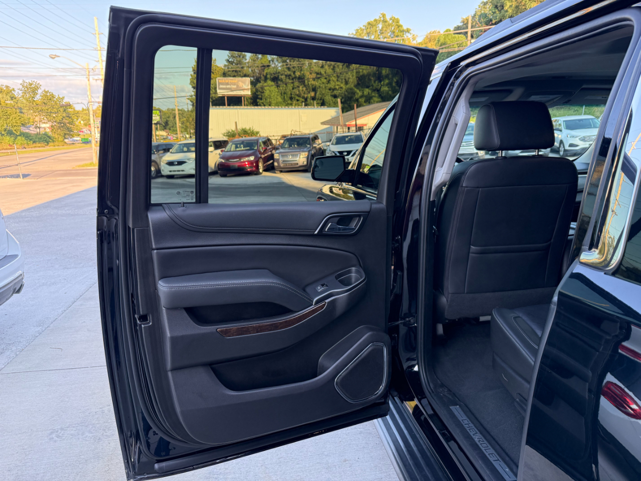 Chevrolet Suburban LT 4WD 2019 Chevrolet Suburban LT 4WD 2019