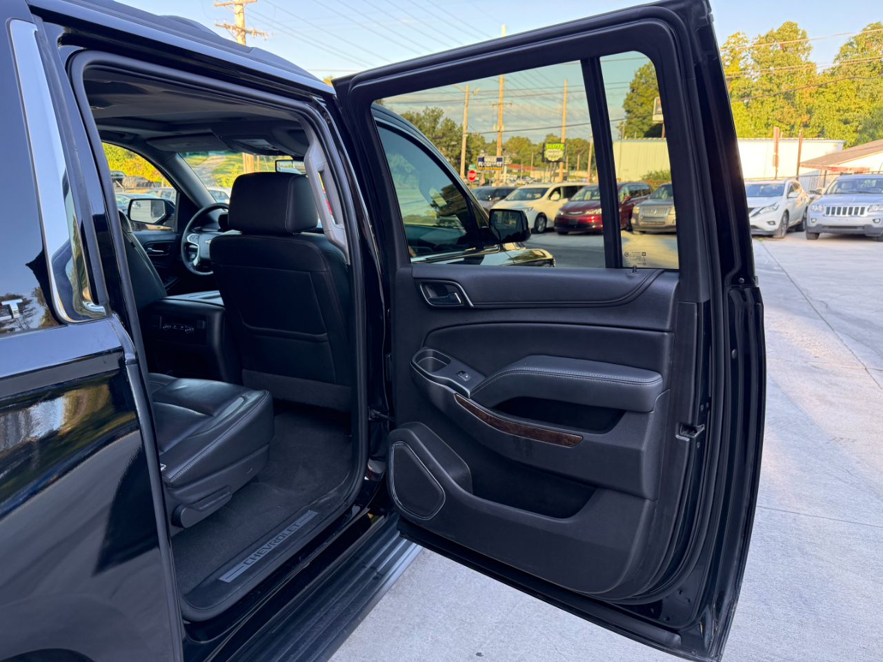 Chevrolet Suburban LT 4WD 2019 Chevrolet Suburban LT 4WD 2019