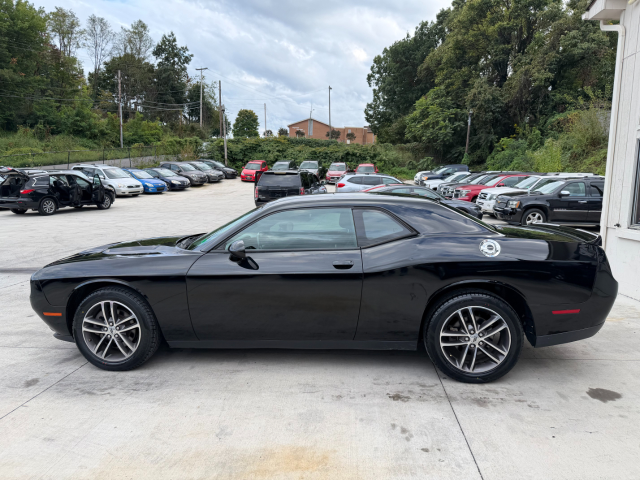 Dodge Challenger SXT AWD 2019 Dodge Challenger SXT AWD 2019