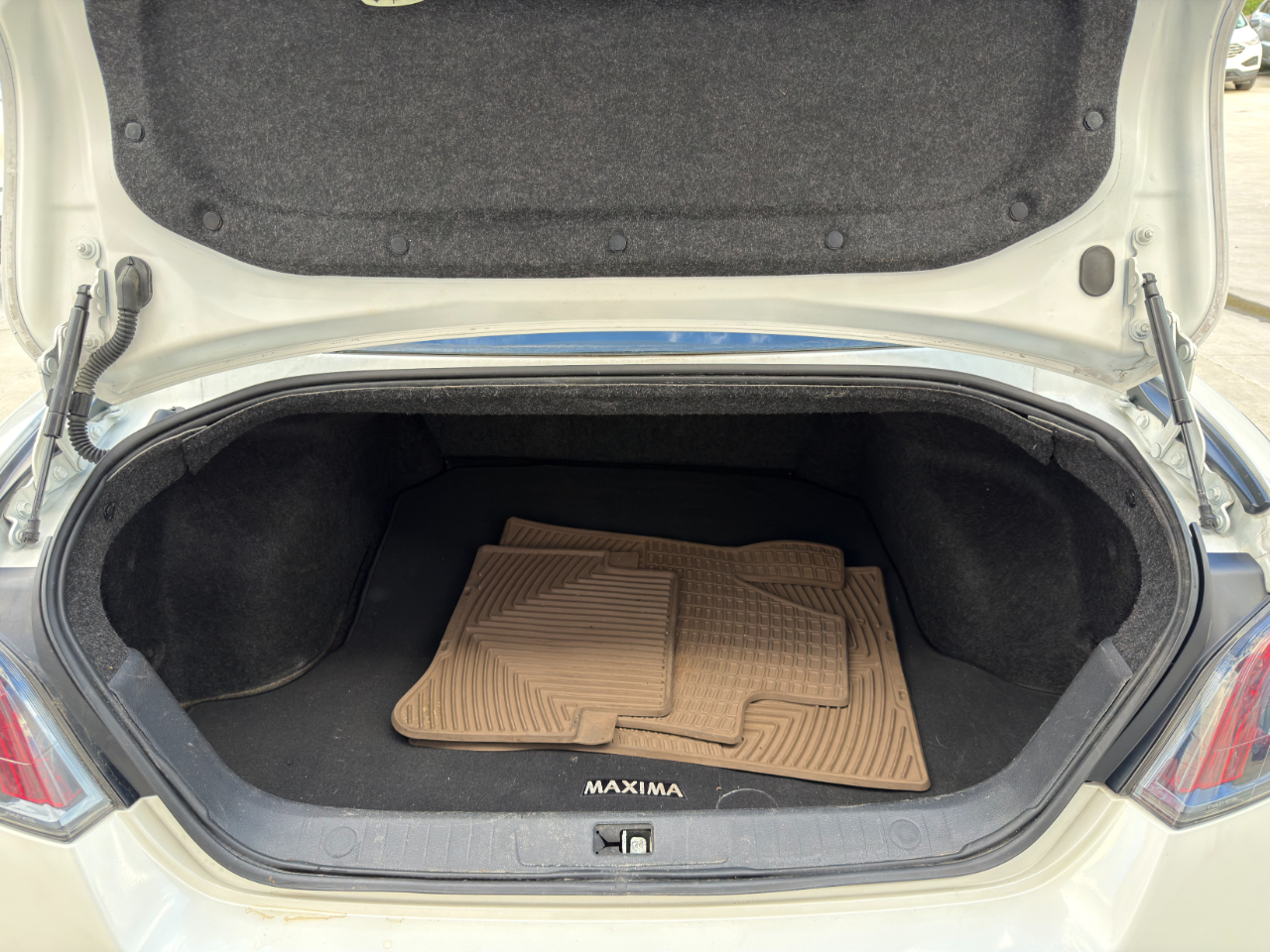 Nissan Maxima SV 2013 Nissan Maxima SV 2013