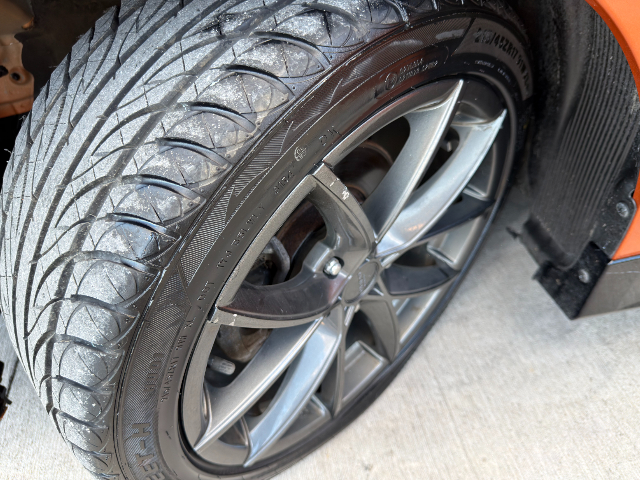 Hyundai Veloster 3dr Cpe Auto 2016 Hyundai Veloster 3dr Cpe Auto 2016