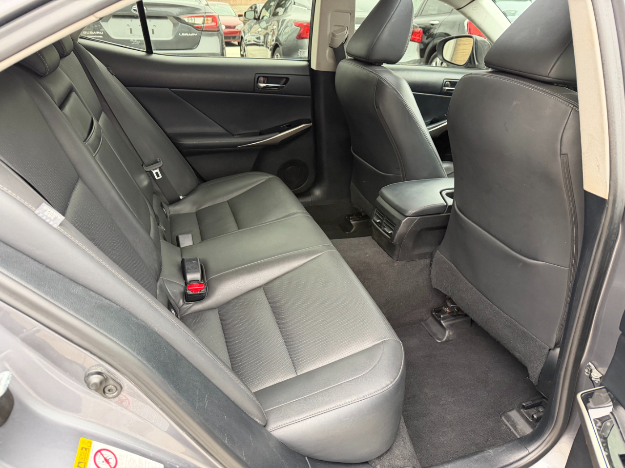 Lexus IS 300 AWD 2016