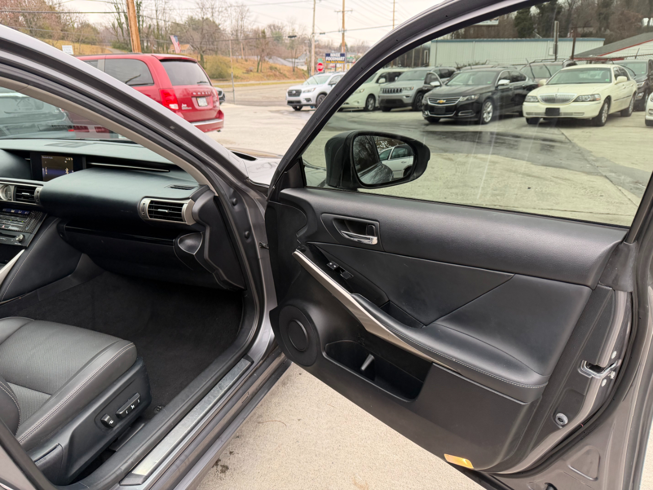 Lexus IS 300 AWD 2016