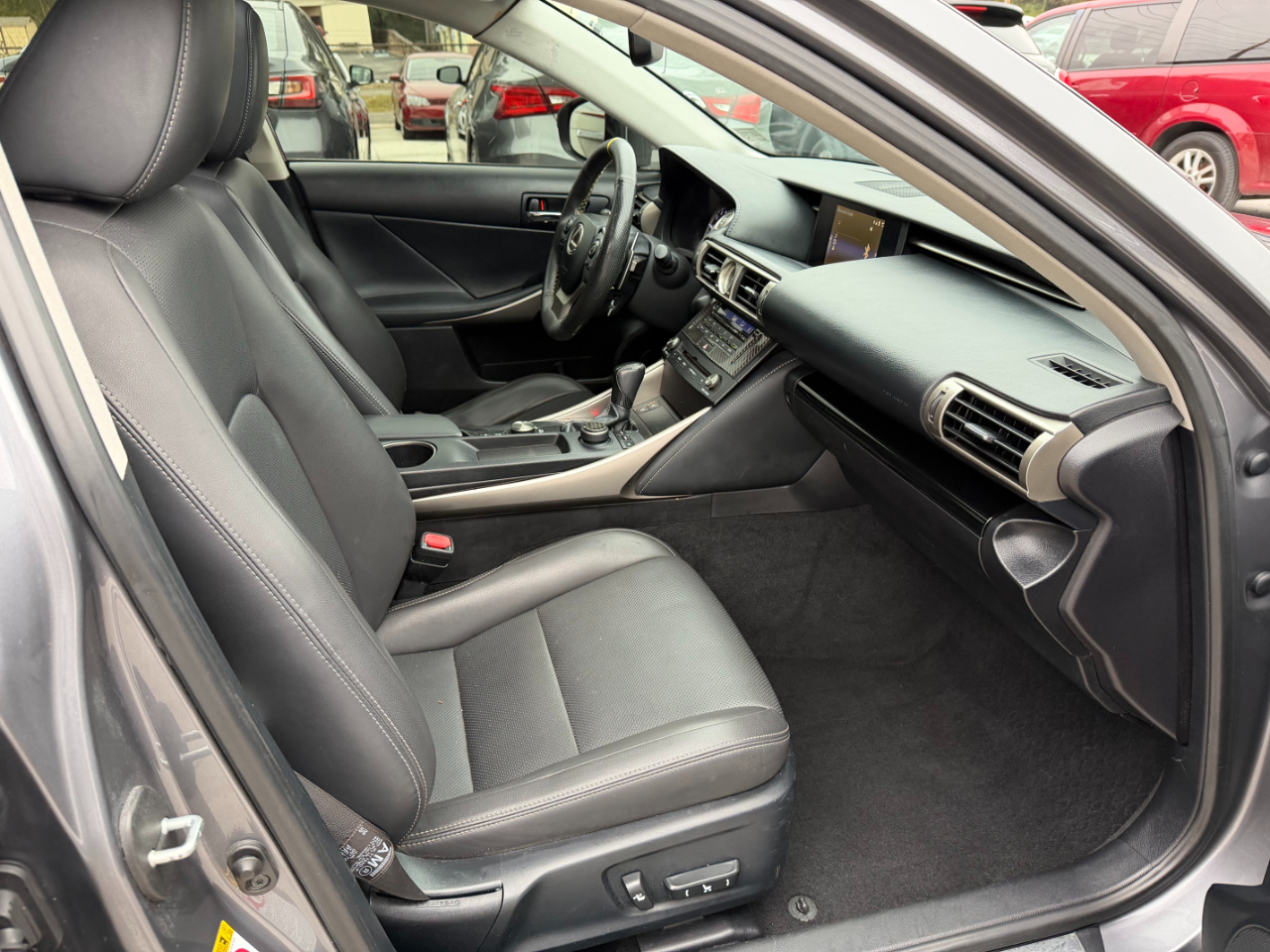 Lexus IS 300 AWD 2016