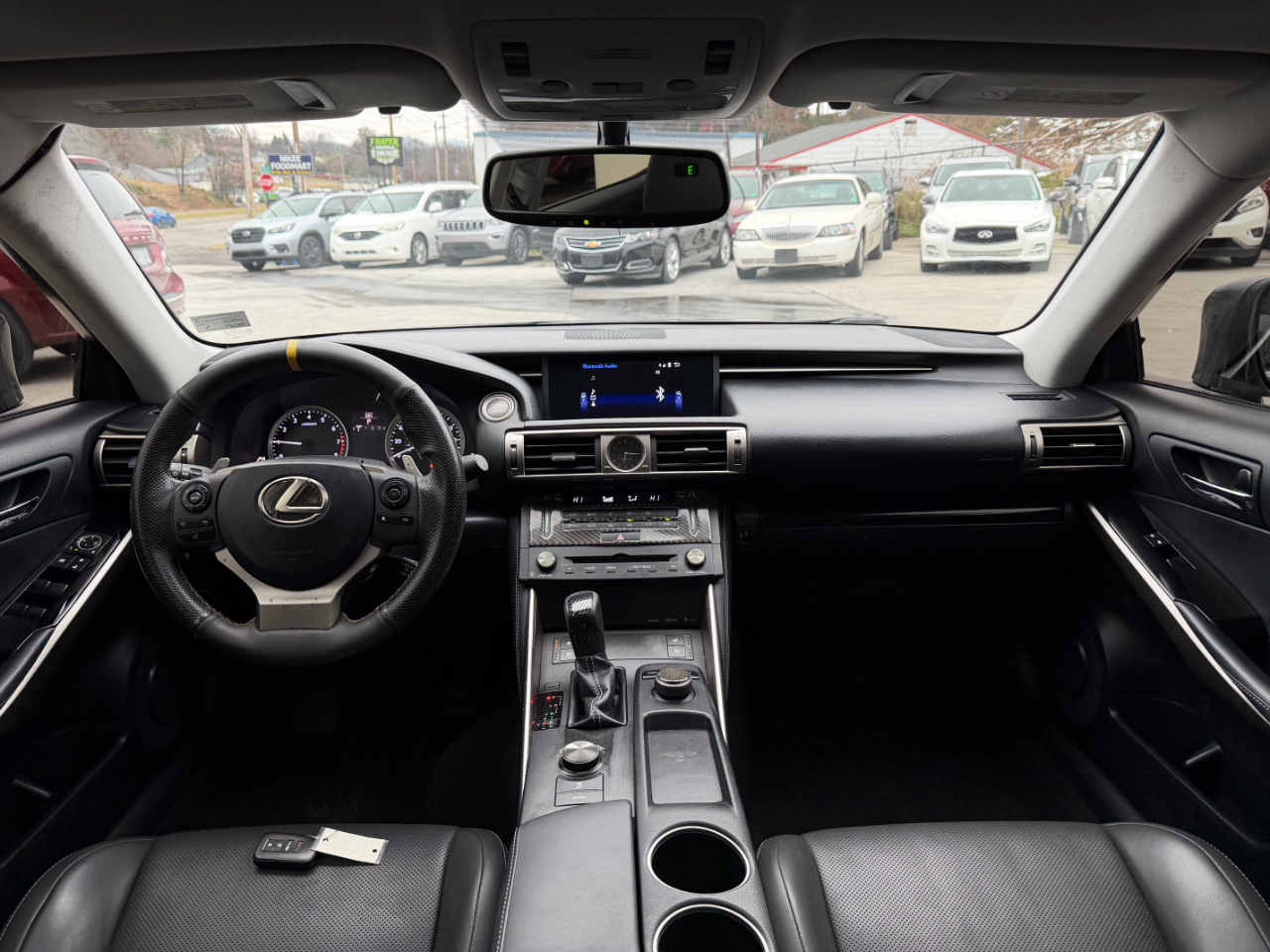 Lexus IS 300 AWD 2016