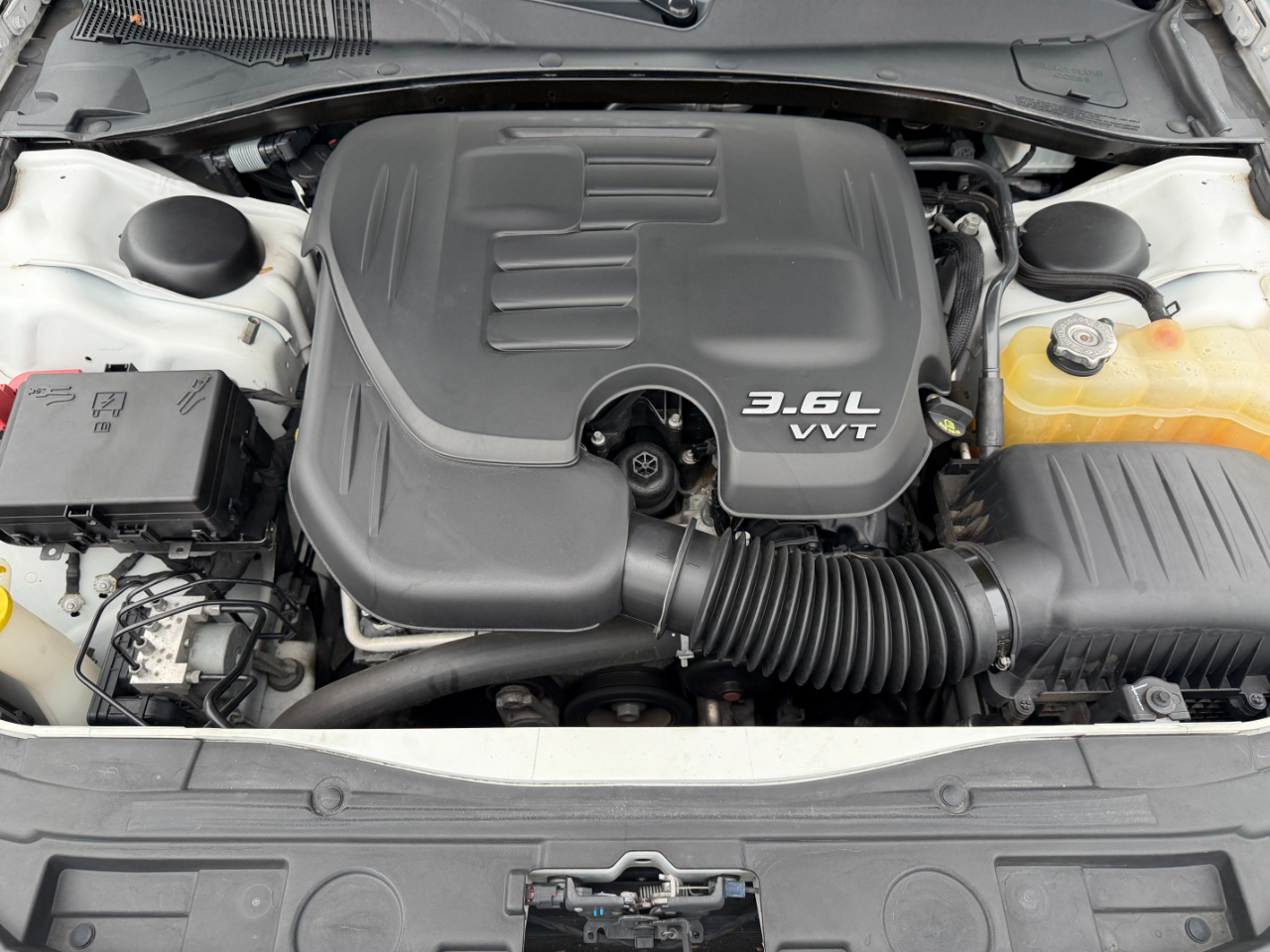 Chrysler 300 Limited RWD 2019