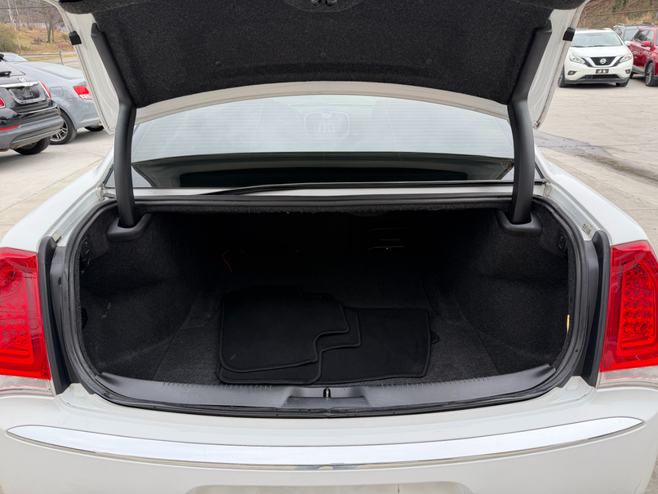 Chrysler 300 Limited RWD 2019