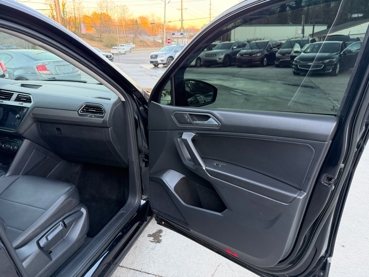 Volkswagen Tiguan SE 4Motion AWD 2020