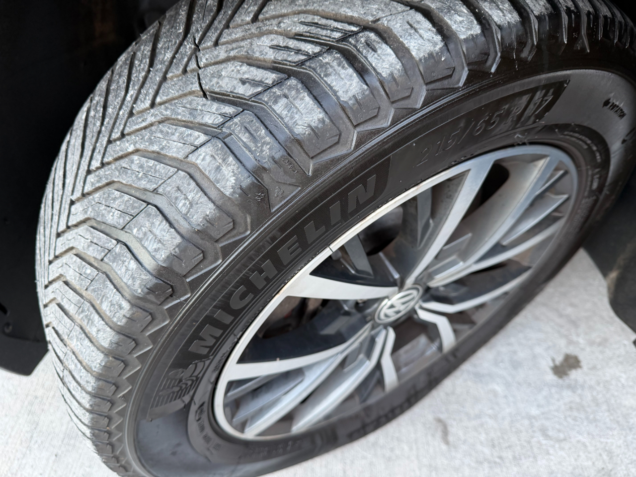 Volkswagen Tiguan SE 4Motion AWD 2020