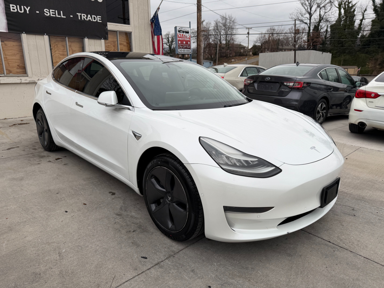Tesla Model 3  2019