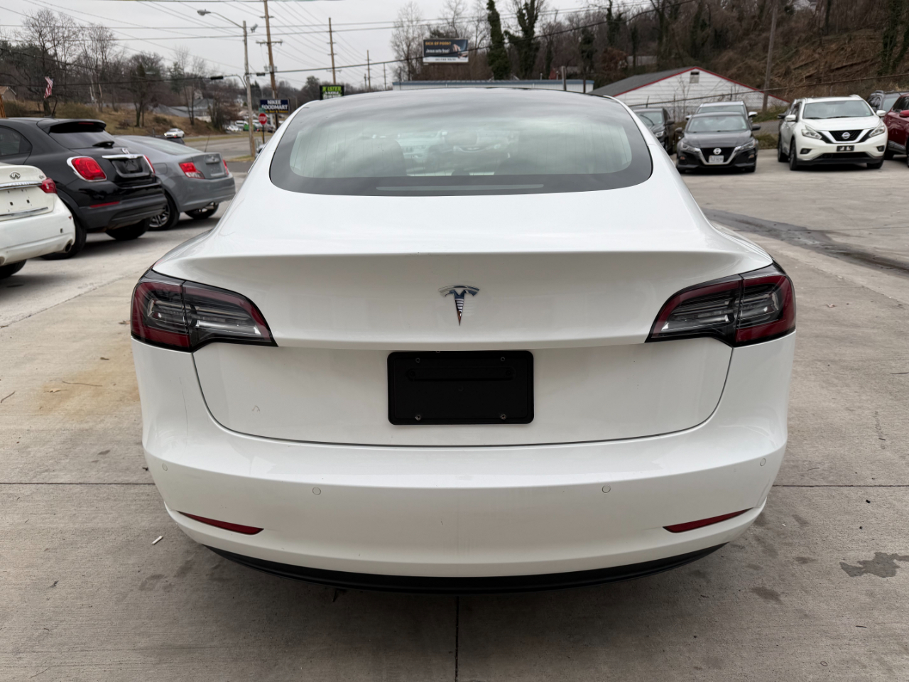 Tesla Model 3  2019