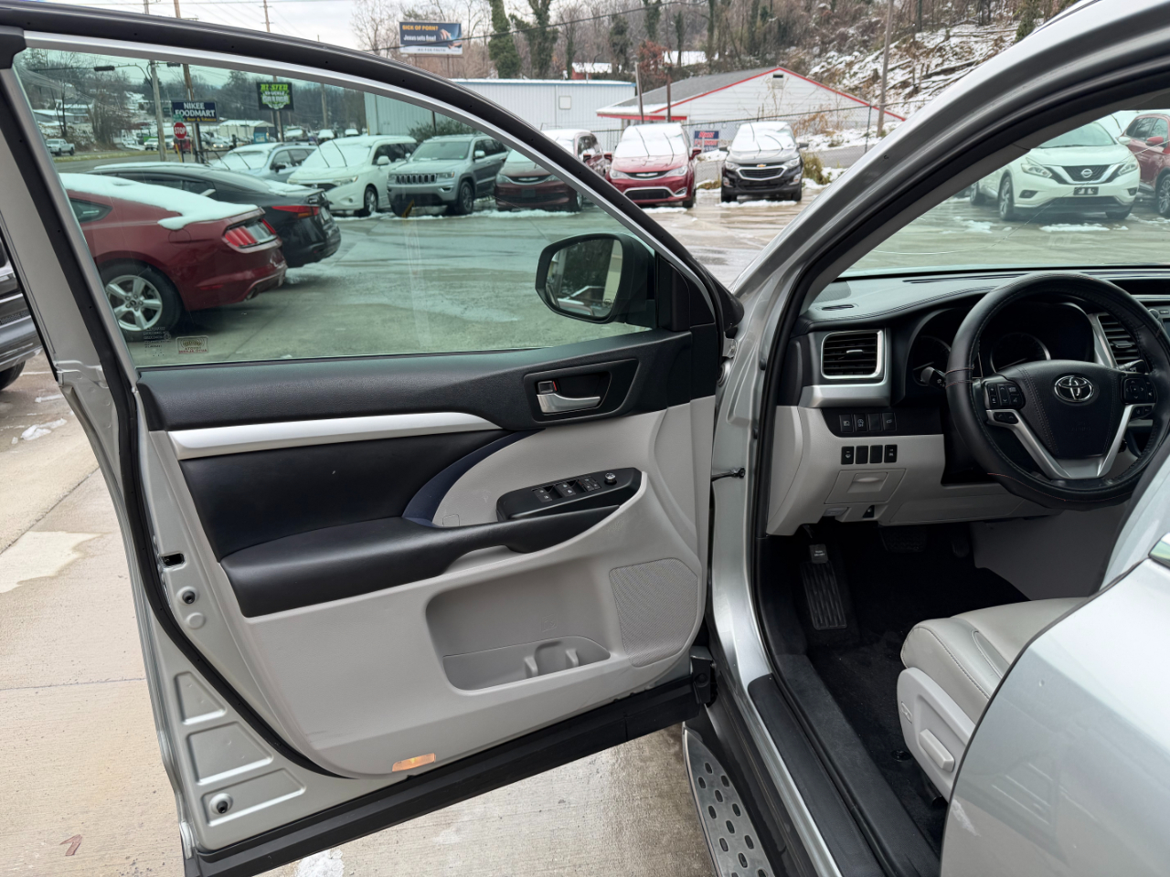 Toyota Highlander XLE 2019