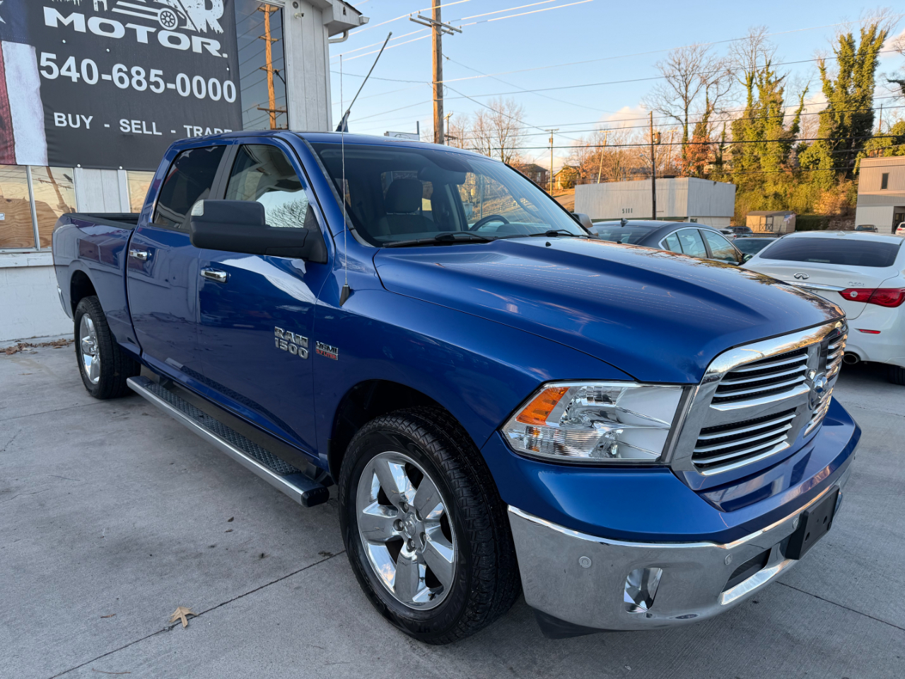RAM 1500 SLT Crew Cab LWB 4WD 2017