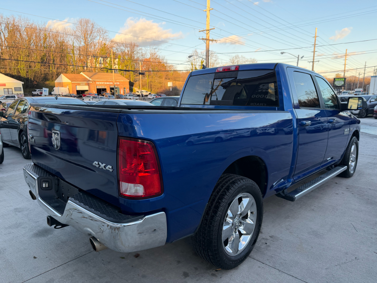 RAM 1500 SLT Crew Cab LWB 4WD 2017