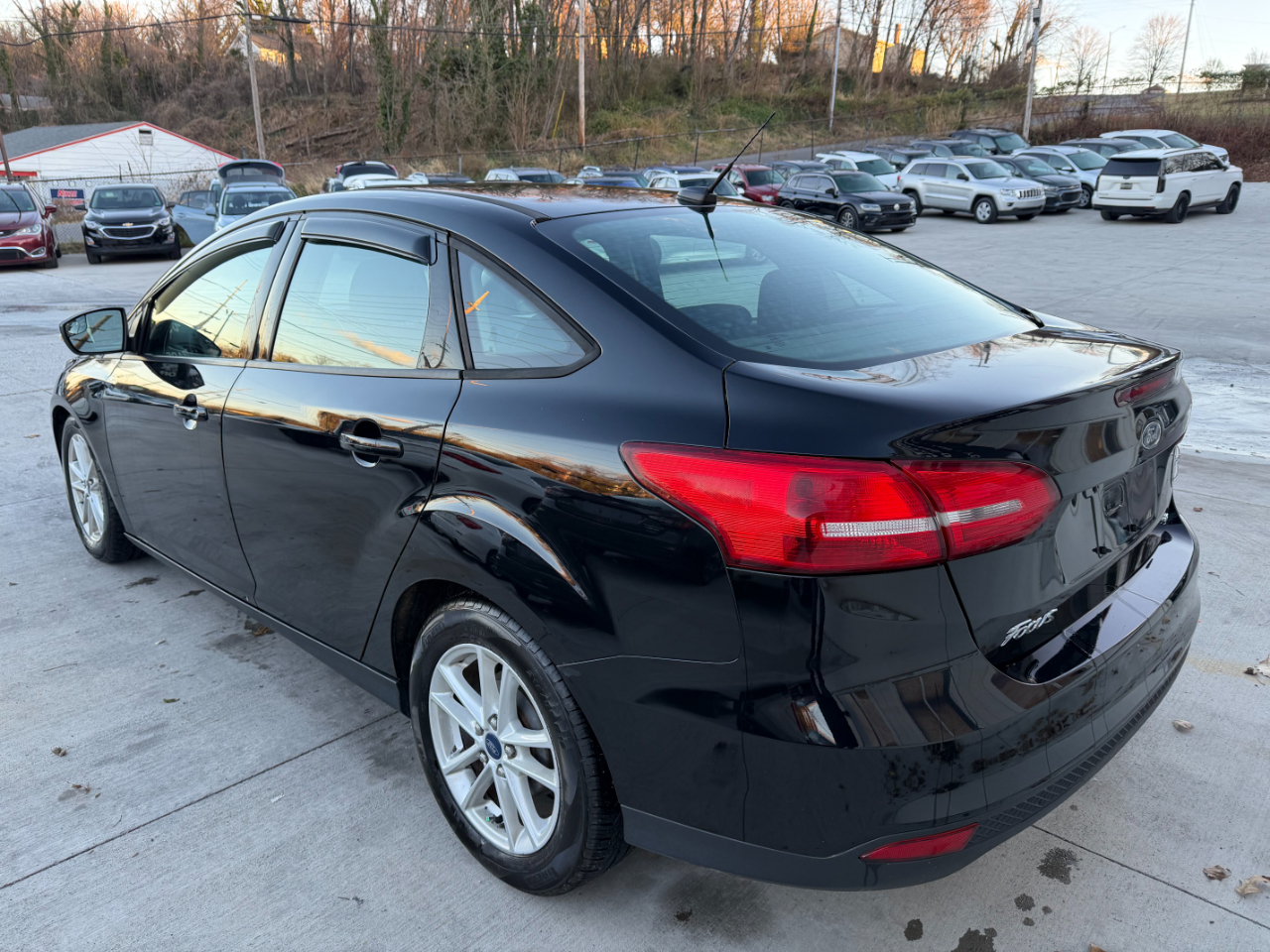 Ford Focus SE Sedan 2016