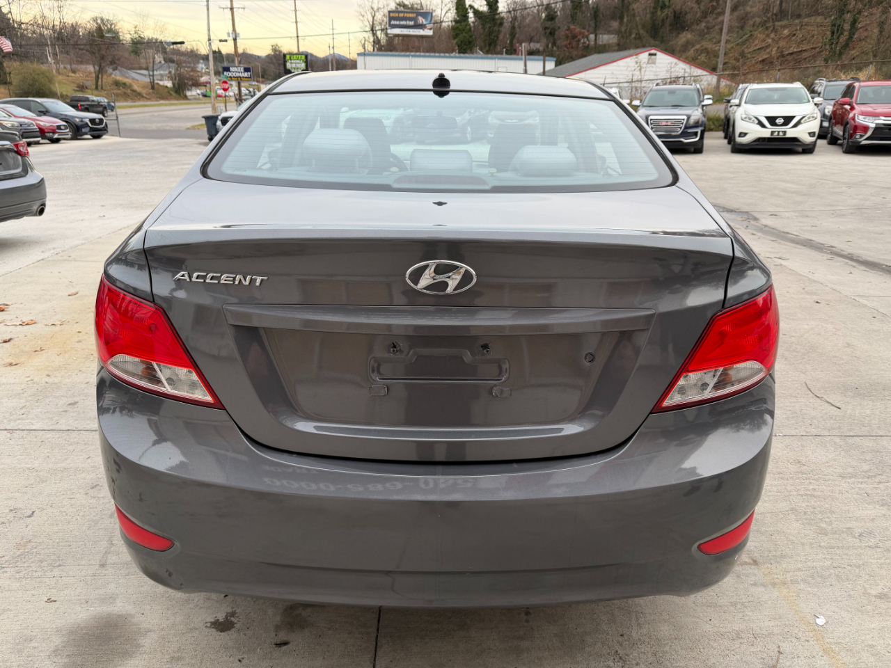 Hyundai Accent SE 4-Door 6A 2016