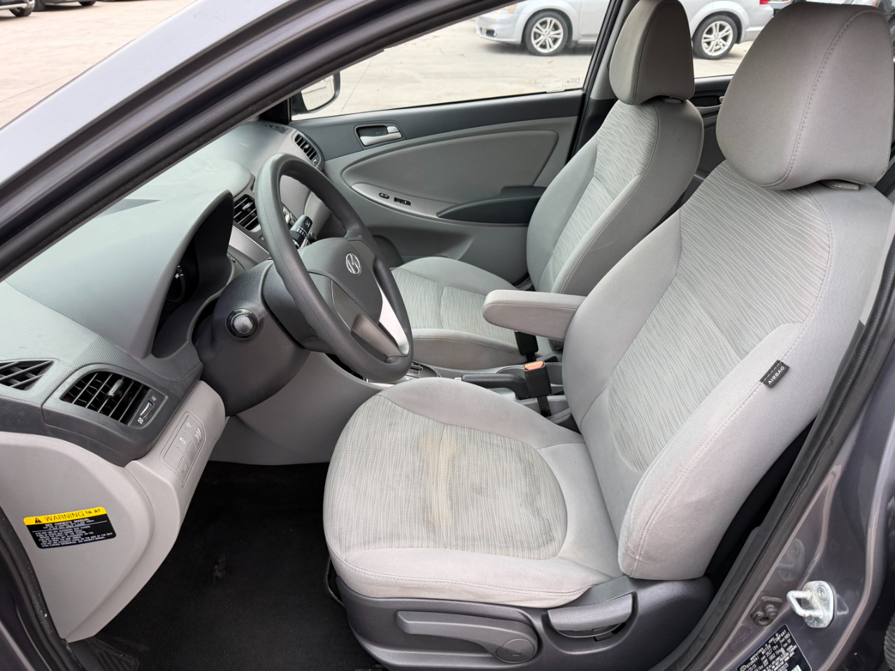 Hyundai Accent SE 4-Door 6A 2016