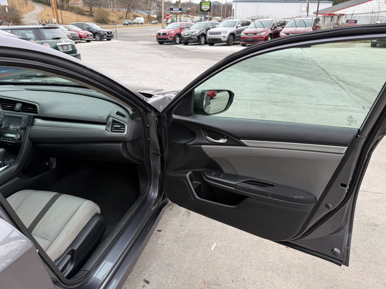 Honda Civic LX Sedan CVT 2018