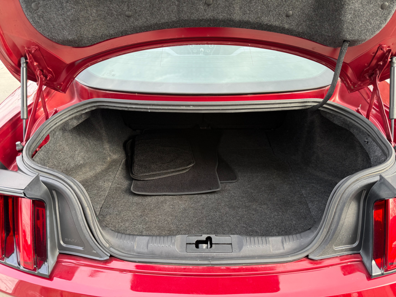 Ford Mustang EcoBoost Coupe 2016