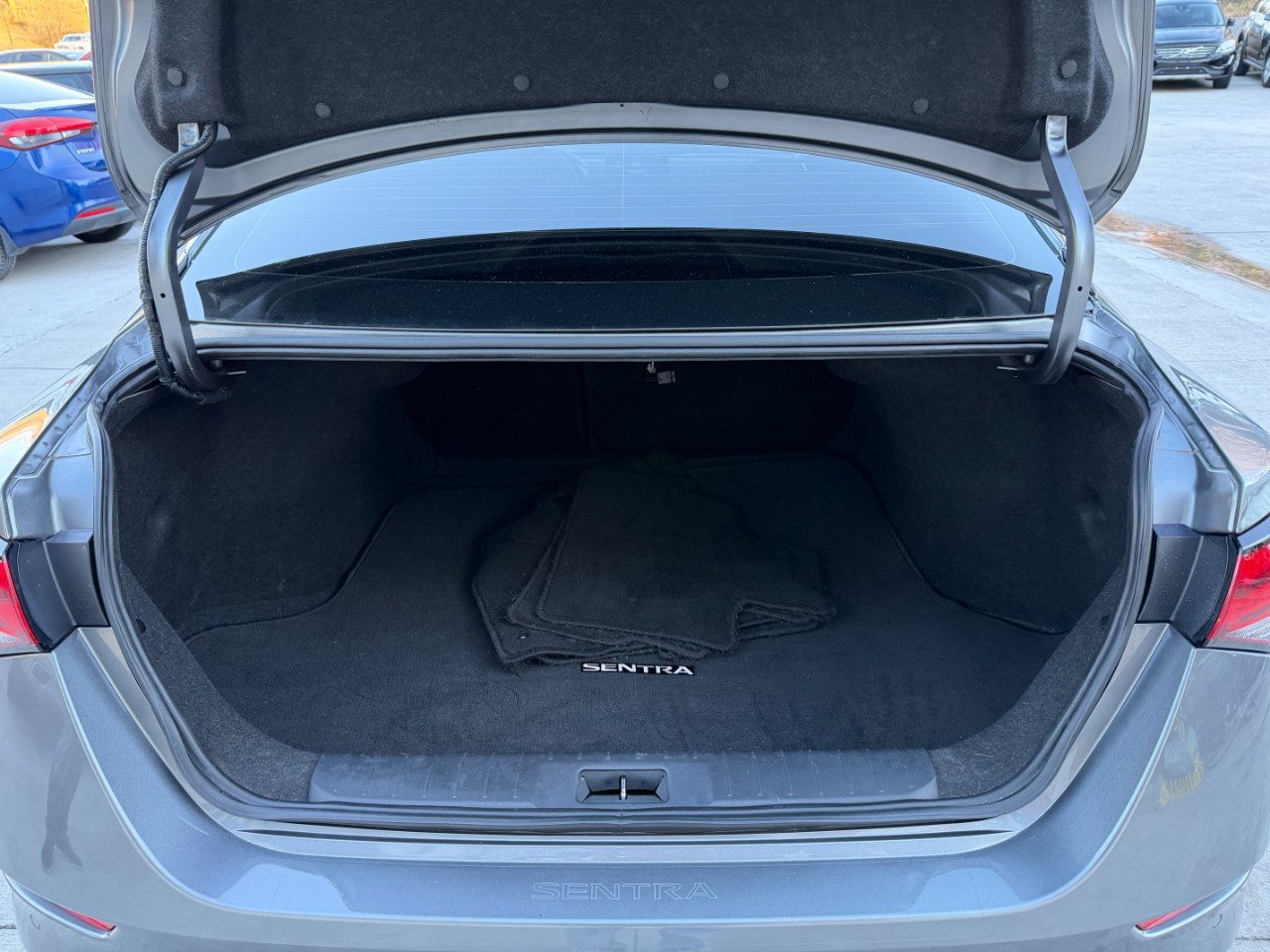 Nissan Sentra SV 2023