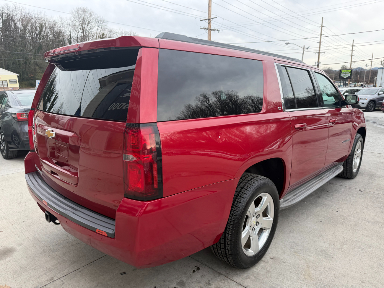 Chevrolet Suburban LT 1500 4WD 2015