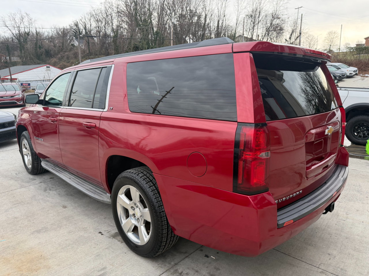 Chevrolet Suburban LT 1500 4WD 2015