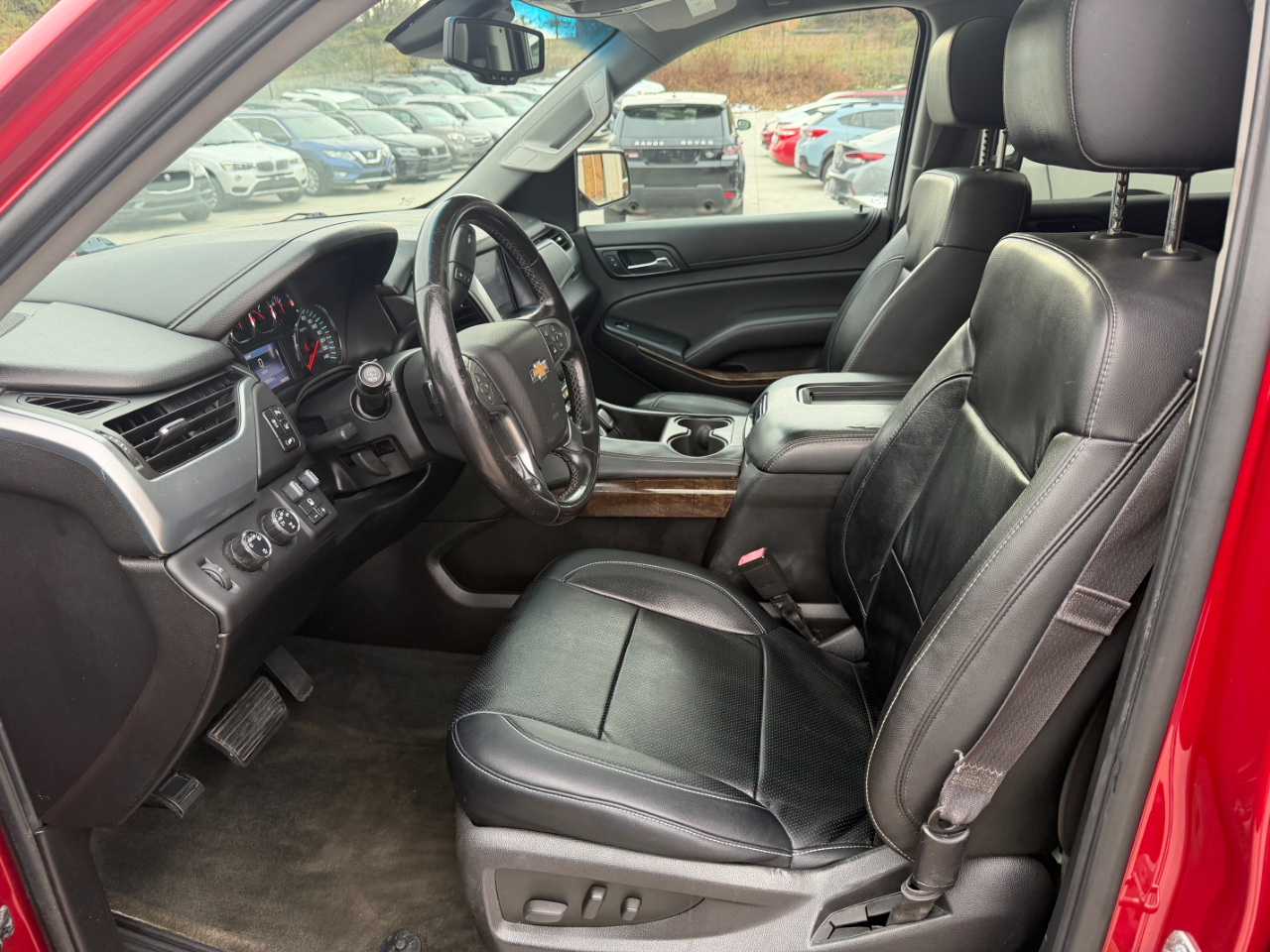 Chevrolet Suburban LT 1500 4WD 2015