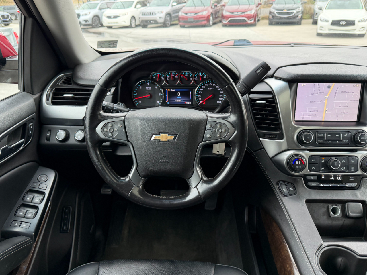 Chevrolet Suburban LT 1500 4WD 2015