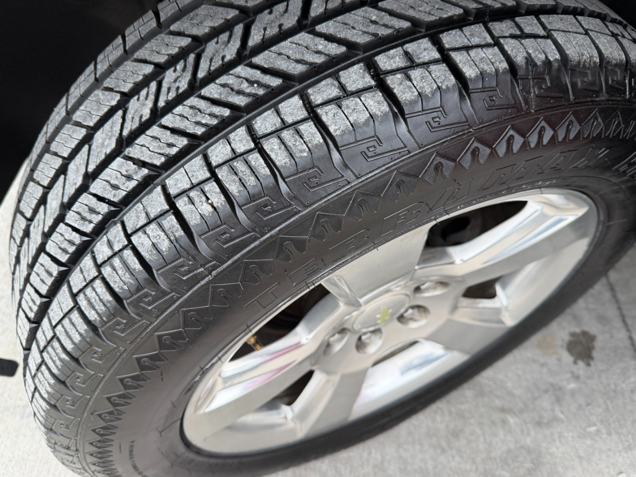 Chevrolet Suburban LT 1500 4WD 2015