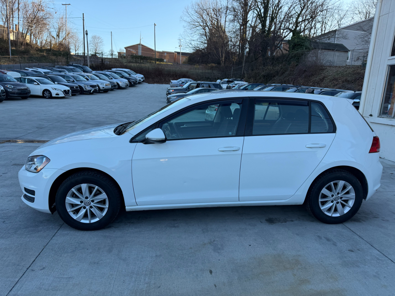 Volkswagen Golf TSI S 6A 2016