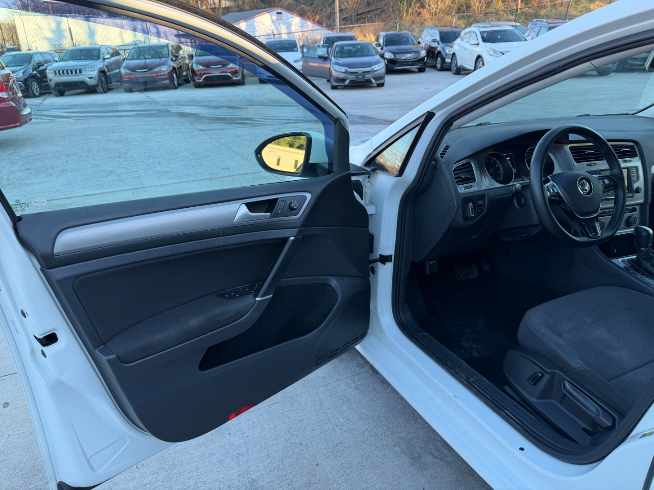 Volkswagen Golf TSI S 6A 2016