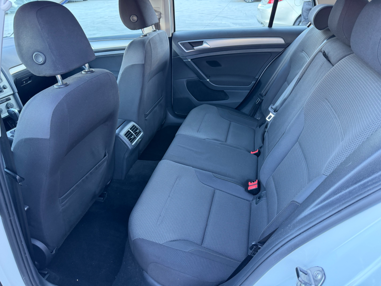 Volkswagen Golf TSI S 6A 2016