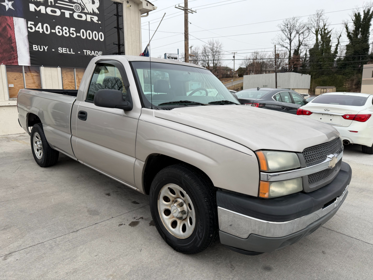 Chevrolet Silverado 1500 Work Truck Short Bed 2WD 2005
