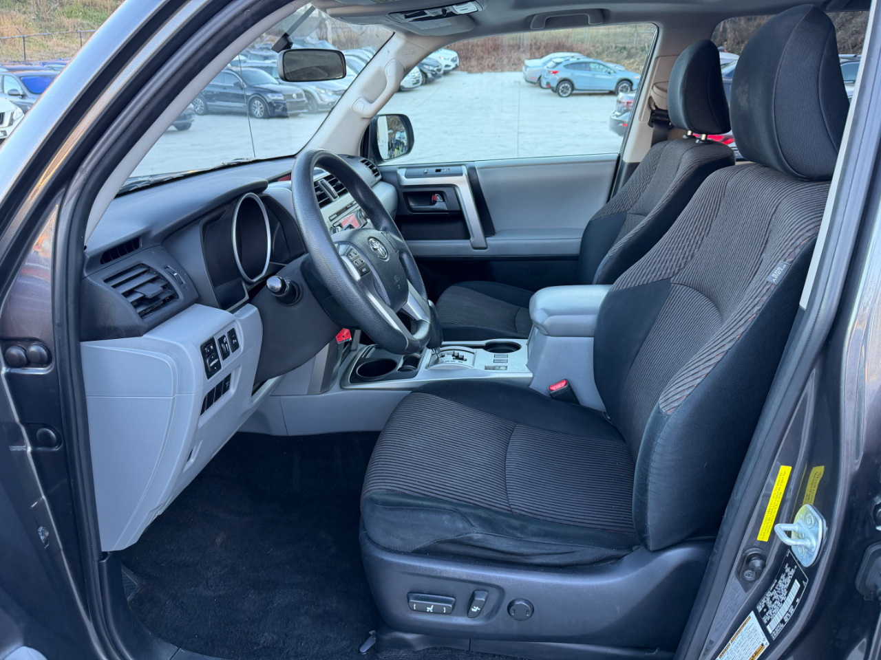 Toyota 4Runner SR5 2WD 2011