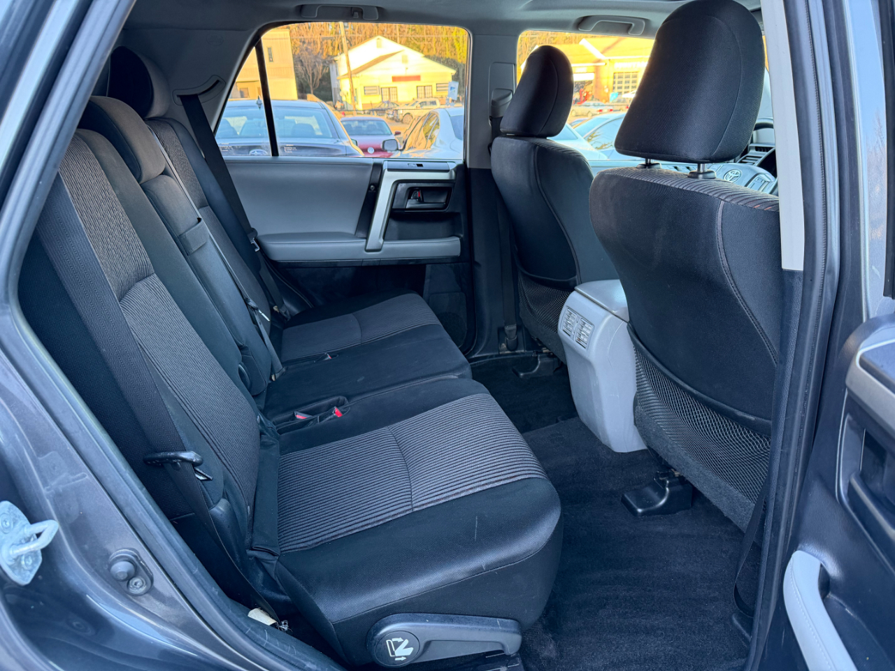 Toyota 4Runner SR5 2WD 2011