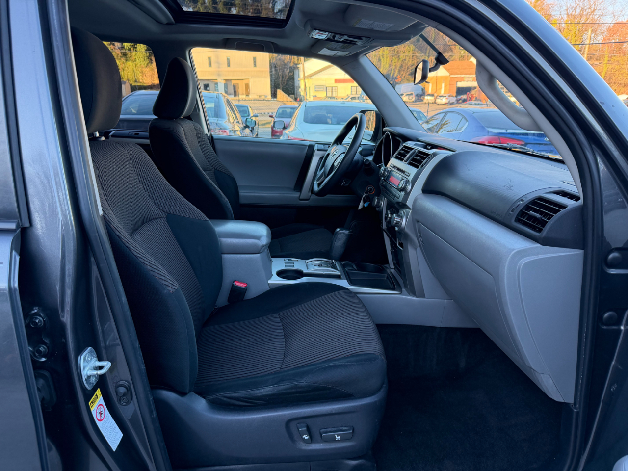 Toyota 4Runner SR5 2WD 2011