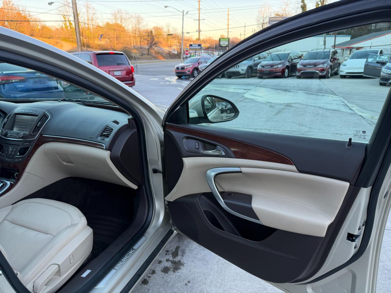 Buick Regal Turbo FWD 2015