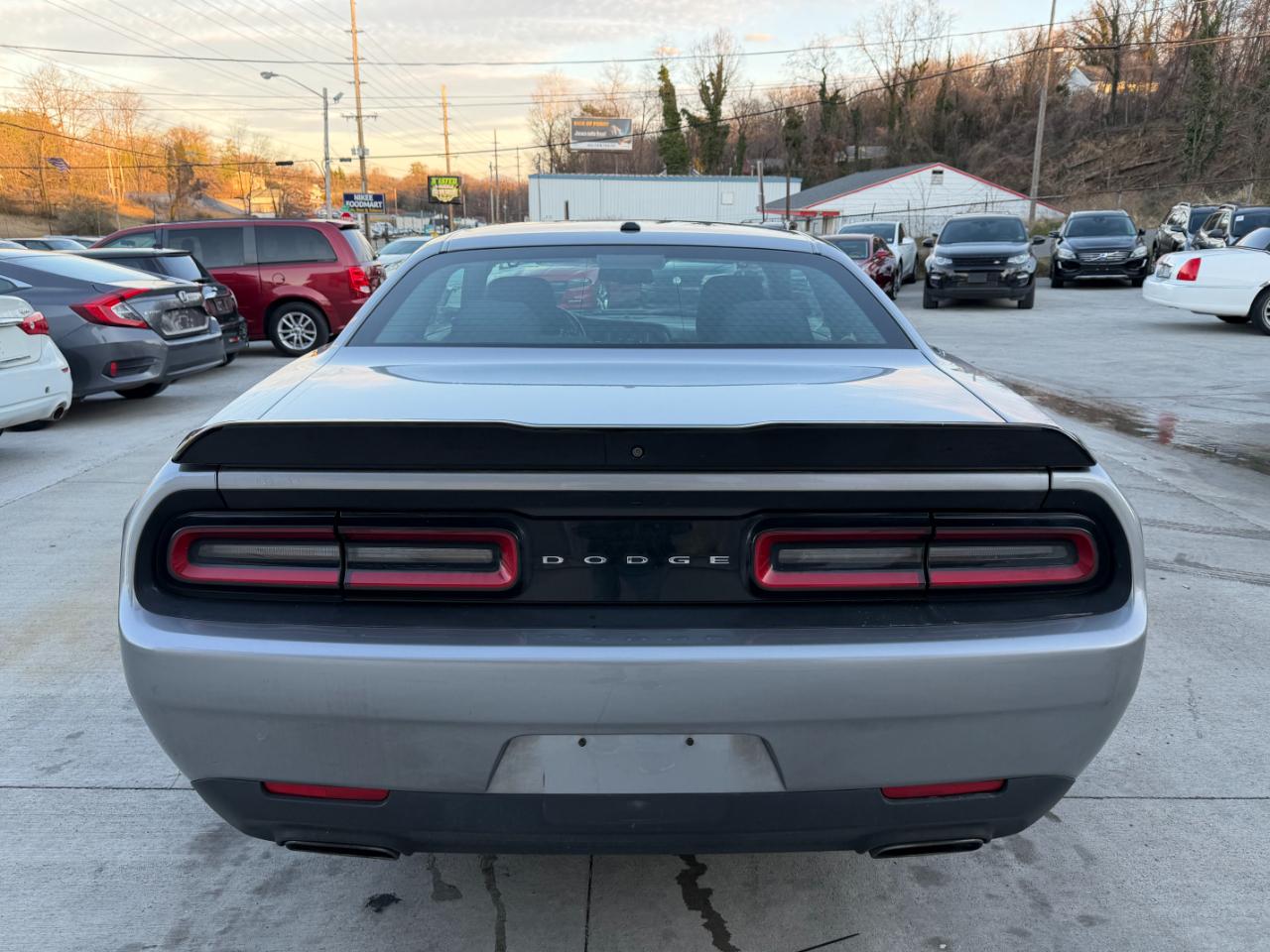 Dodge Challenger SXT 2018