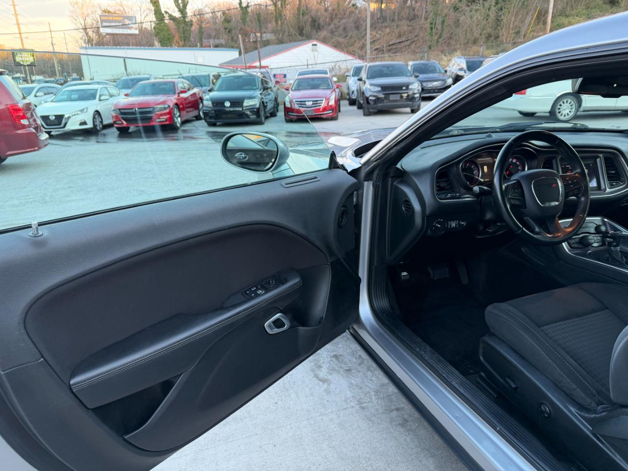 Dodge Challenger SXT 2018