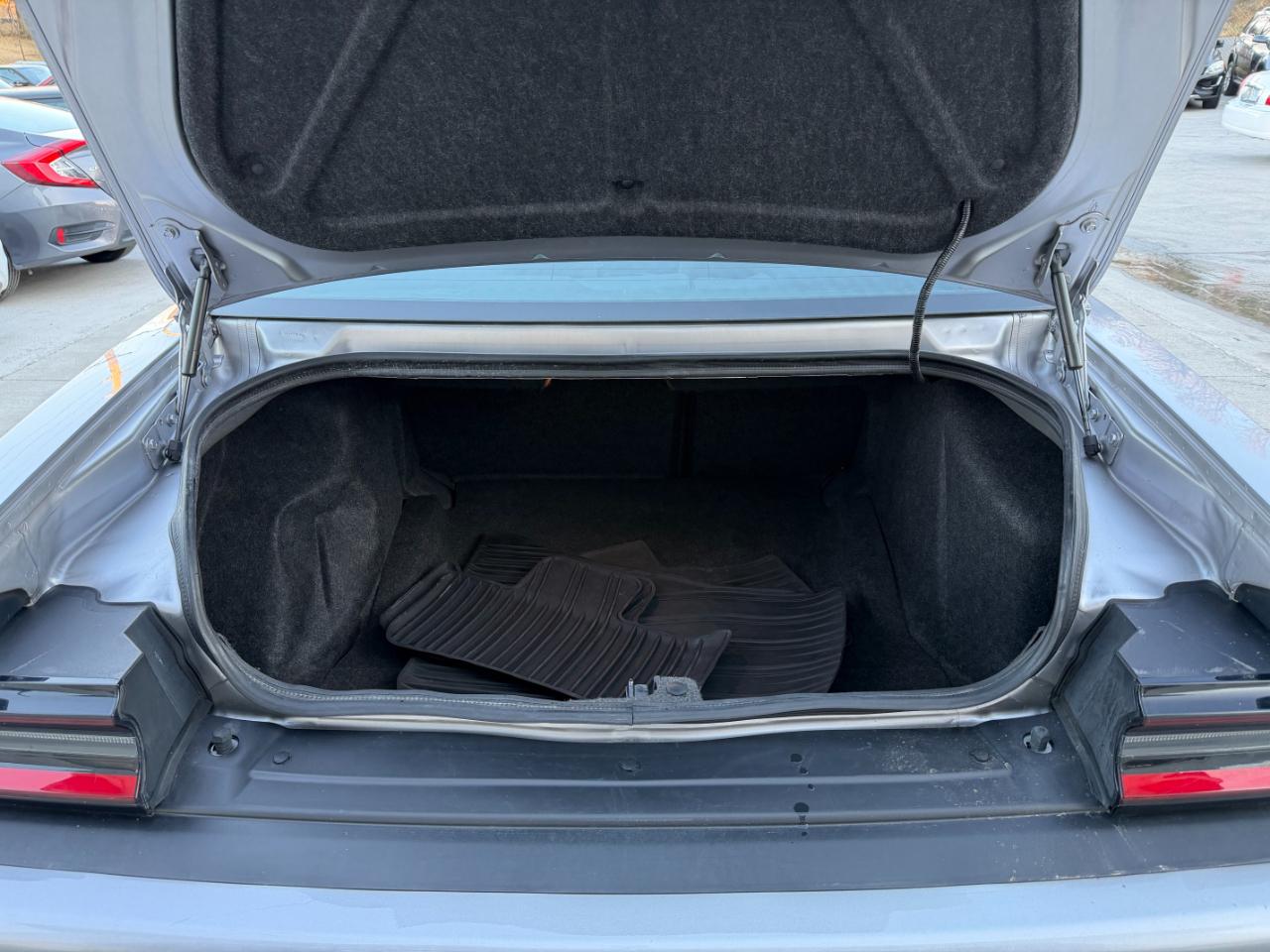 Dodge Challenger SXT 2018