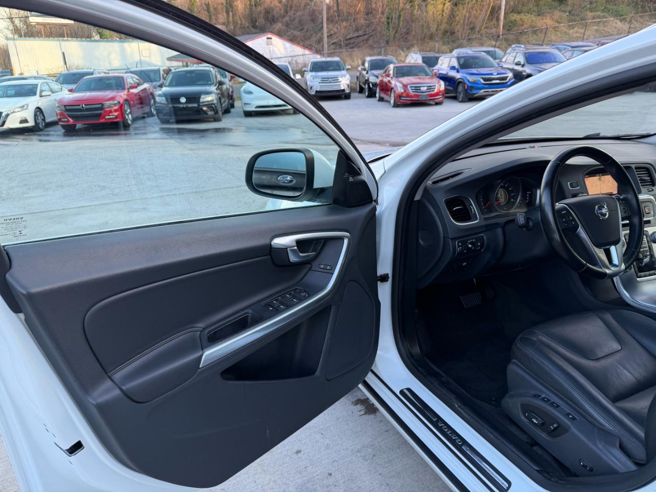 Volvo V60 T5 Premier FWD 2017