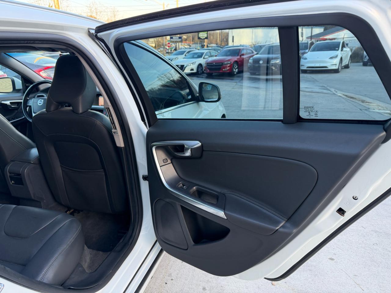 Volvo V60 T5 Premier FWD 2017