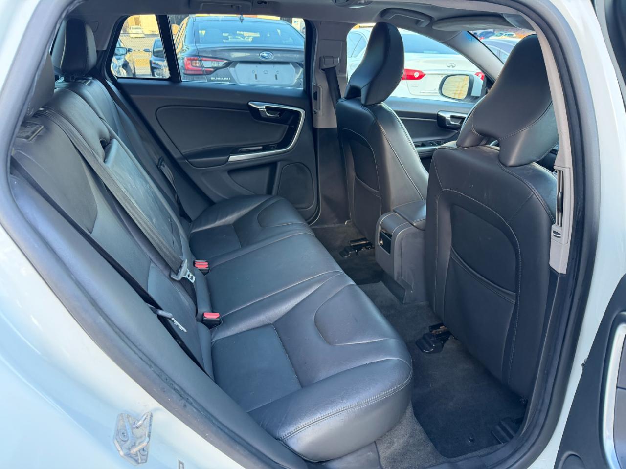 Volvo V60 T5 Premier FWD 2017