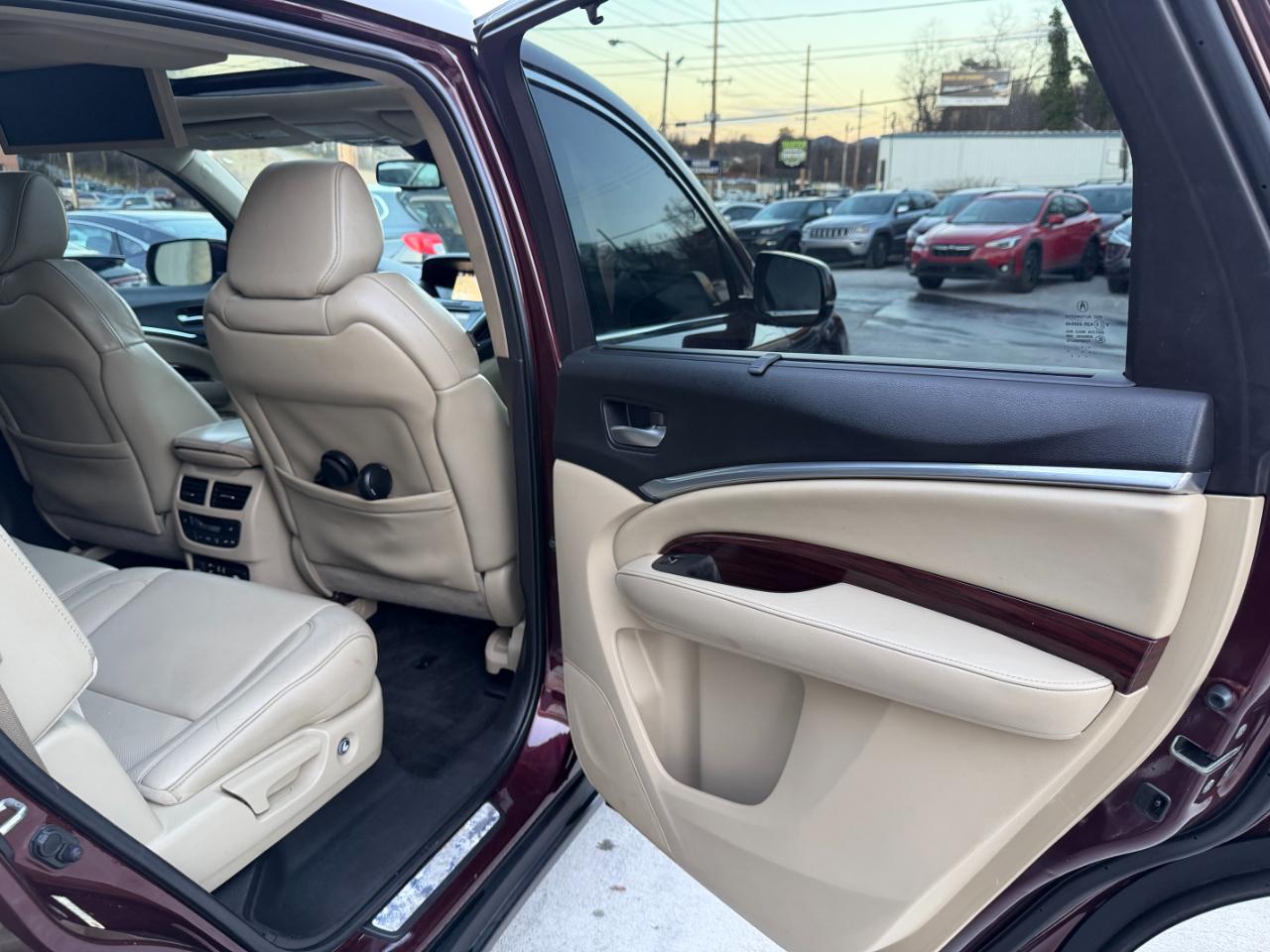 Acura MDX SH-AWD 6-Spd AT w/Advance Package 2014