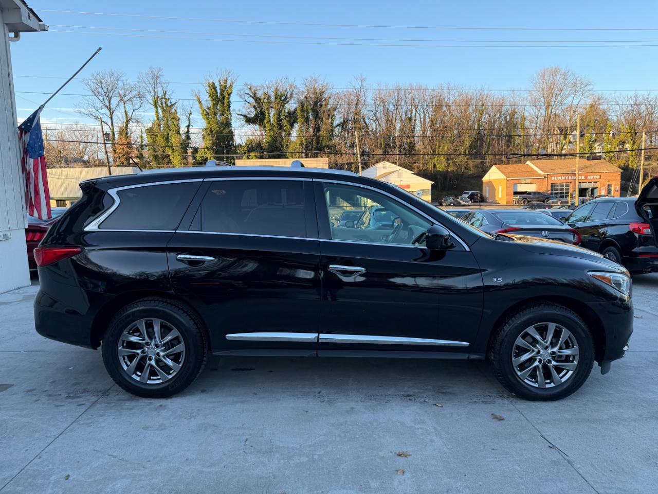 Infiniti QX60 AWD 2015