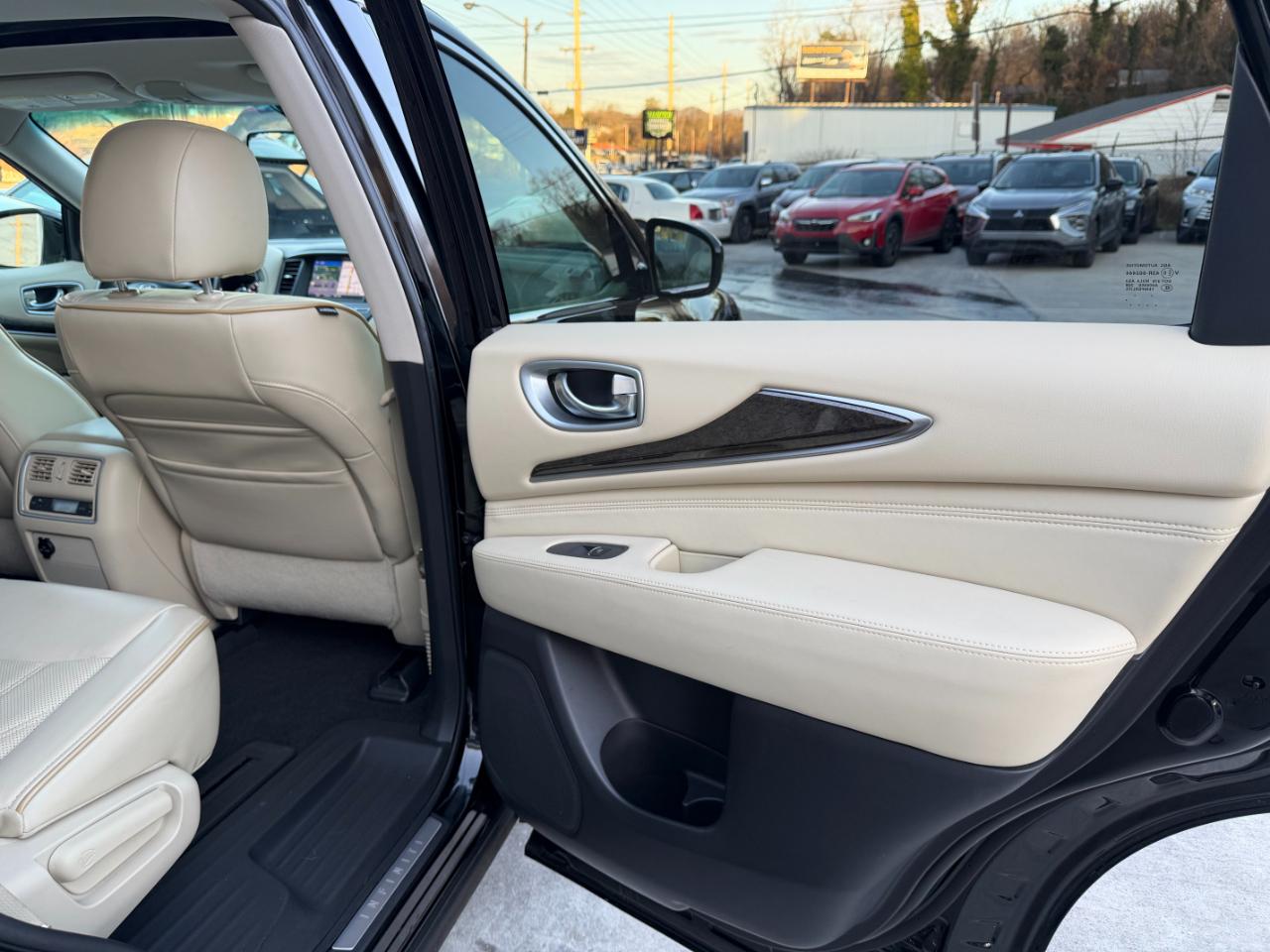 Infiniti QX60 AWD 2015