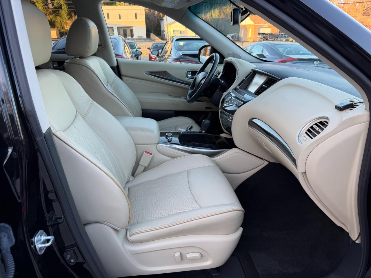 Infiniti QX60 AWD 2015